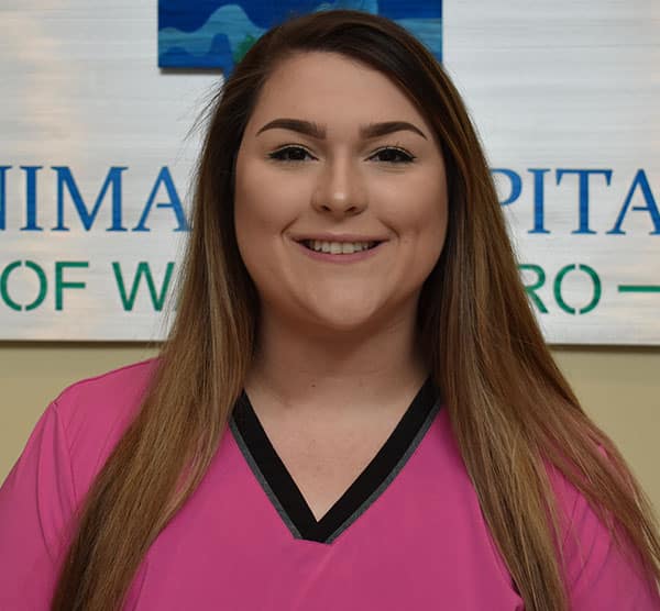 jessica Jessica: Veterinary Staff in Waynesboro